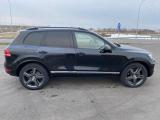 Volkswagen Touareg foto 2