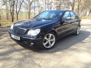 Mercedes C Class foto 2