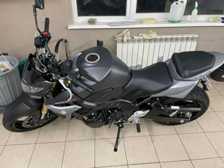 Suzuki GSX S 750 foto 5