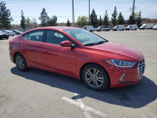 Hyundai Elantra foto 4