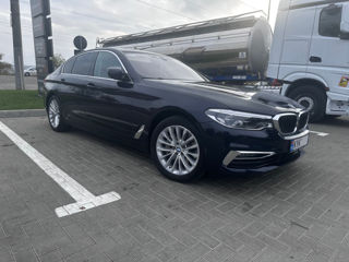 BMW 5 Series foto 3