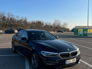 BMW 5 Series foto 2