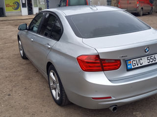 BMW 3 Series foto 7