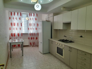 Apartament cu 3 camere, 113 m², Botanica, Chișinău foto 7