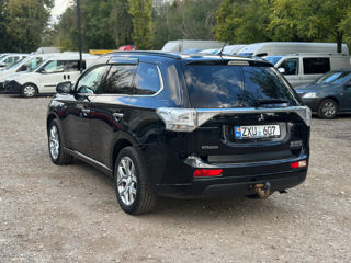 Mitsubishi Outlander foto 6