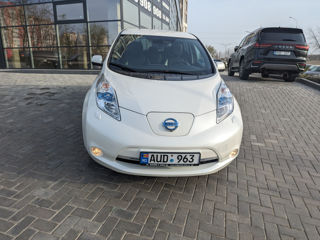 Nissan Leaf фото 3