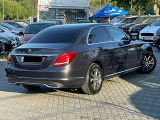 Mercedes C-Class foto 5