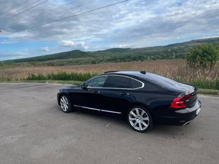 Volvo S90 foto 2