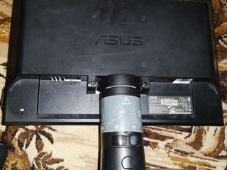 Asus VW195D foto 2