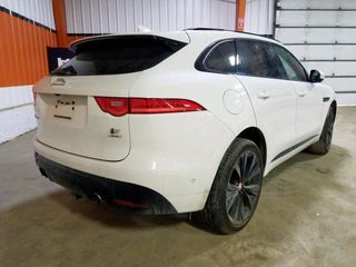 Jaguar f-pace foto 6