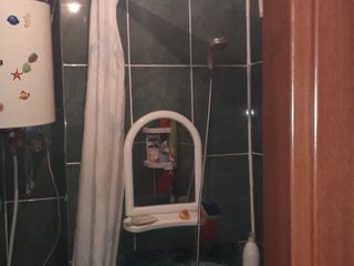 Se vinde urgent apartament în orașul Ștefan Vodă! foto 4