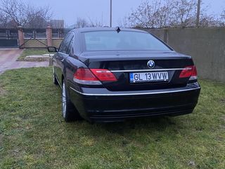 BMW 7 Series foto 3