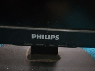 Se vinde monitor Philips foto 2