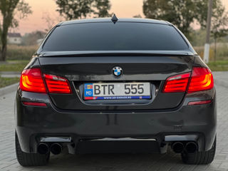 BMW 5 Series foto 9