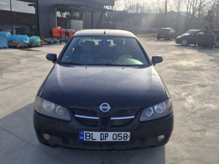 Nissan Almera foto 4