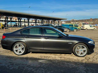 BMW 5 Series foto 4