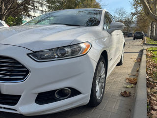 Ford Fusion foto 3