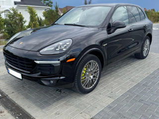 Porsche Cayenne foto 1