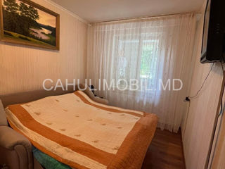 Apartament cu 3 camere, 68 m², Periferie, Cahul foto 5