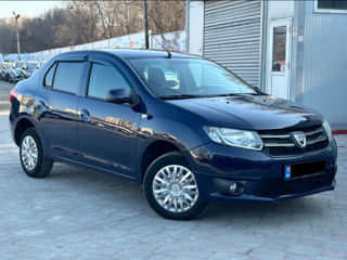Dacia Logan foto 1