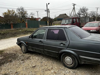 Volkswagen Jetta foto 2