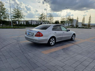 Mercedes E-Class foto 3