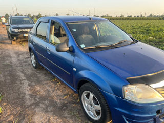 Dacia Logan foto 4