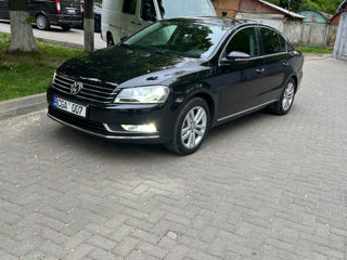 Volkswagen Passat foto 1