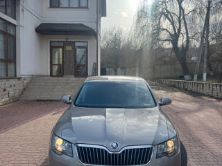 Skoda Superb foto 6