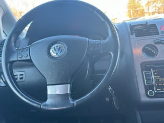 Volkswagen Touran foto 17