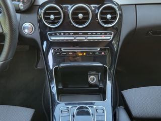 Mercedes C-Class foto 5