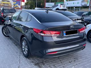 KIA Optima foto 3