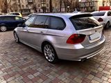 BMW 3 Series foto 4