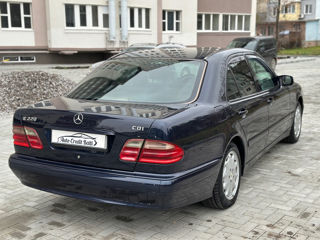 Mercedes E-Class foto 10