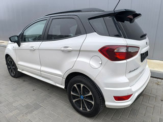 Ford EcoSport foto 3