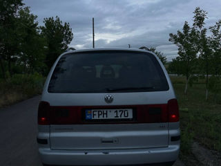 Volkswagen Sharan foto 4