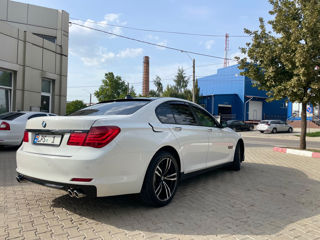 BMW 7 Series foto 2