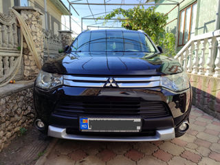 Mitsubishi Outlander foto 5