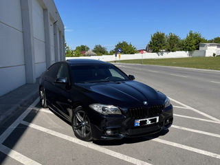 BMW 5 Series foto 9