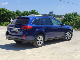 Subaru Outback foto 5