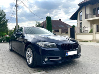 BMW 5 Series foto 2