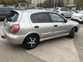 Nissan Almera foto 6