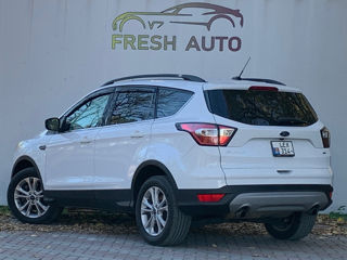 Ford Escape foto 3