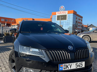 Skoda Superb foto 2