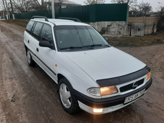 Opel Astra foto 2