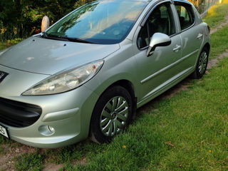 Peugeot 207 foto 10