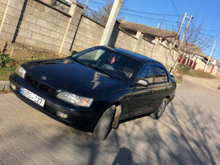 Toyota Carina foto 3