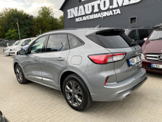 Ford Kuga foto 2