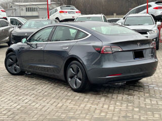 Tesla Model 3 foto 3