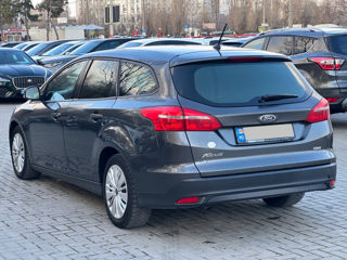 Ford Focus foto 5